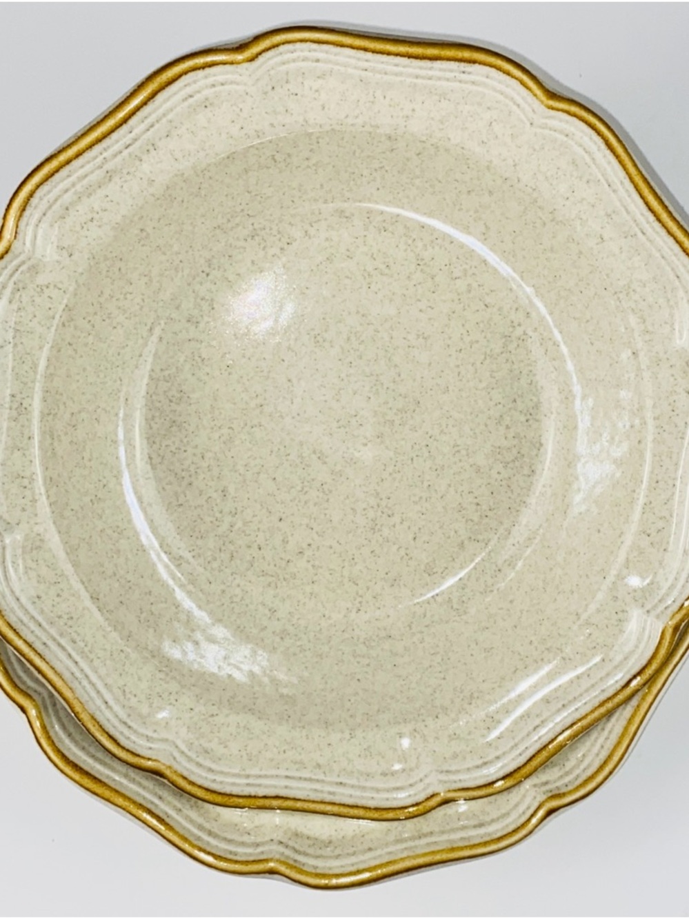 Mikasa “Garden Club” Stoneware
Serving Bowls  with Gold Rim E C400
